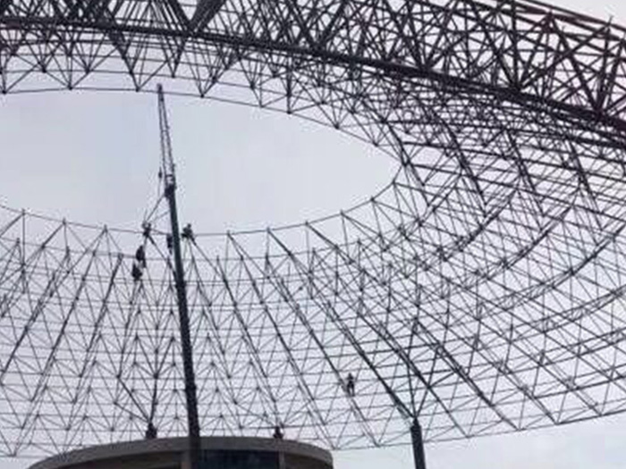 五大连池篮球馆球形网架厂家价格