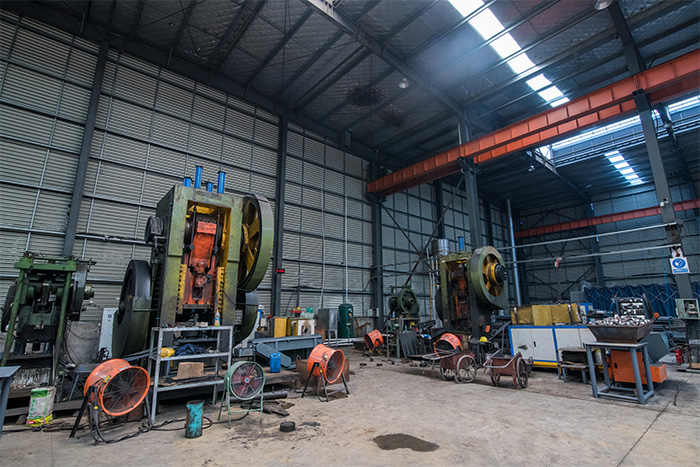 五大连池网架配件-锥头加工车间